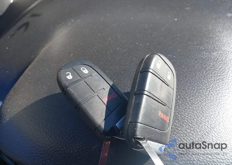 2020 Dodge Journey Se Value z USA, uszkodzony, nr VIN 3C4PDCAB3LT264910